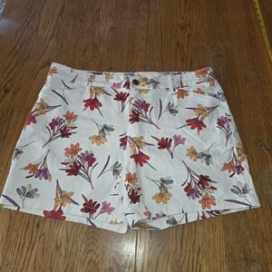 St. John's Bay Floral Patterned Shorts. BBCP